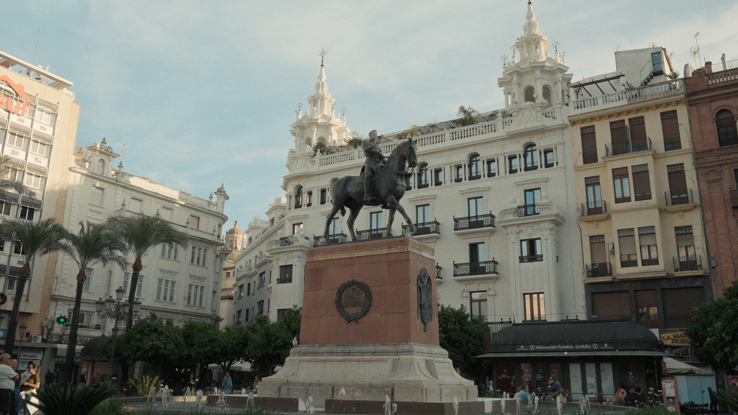 QUÉ HACE DIFERENTES NUESTROS FREE TOURS
